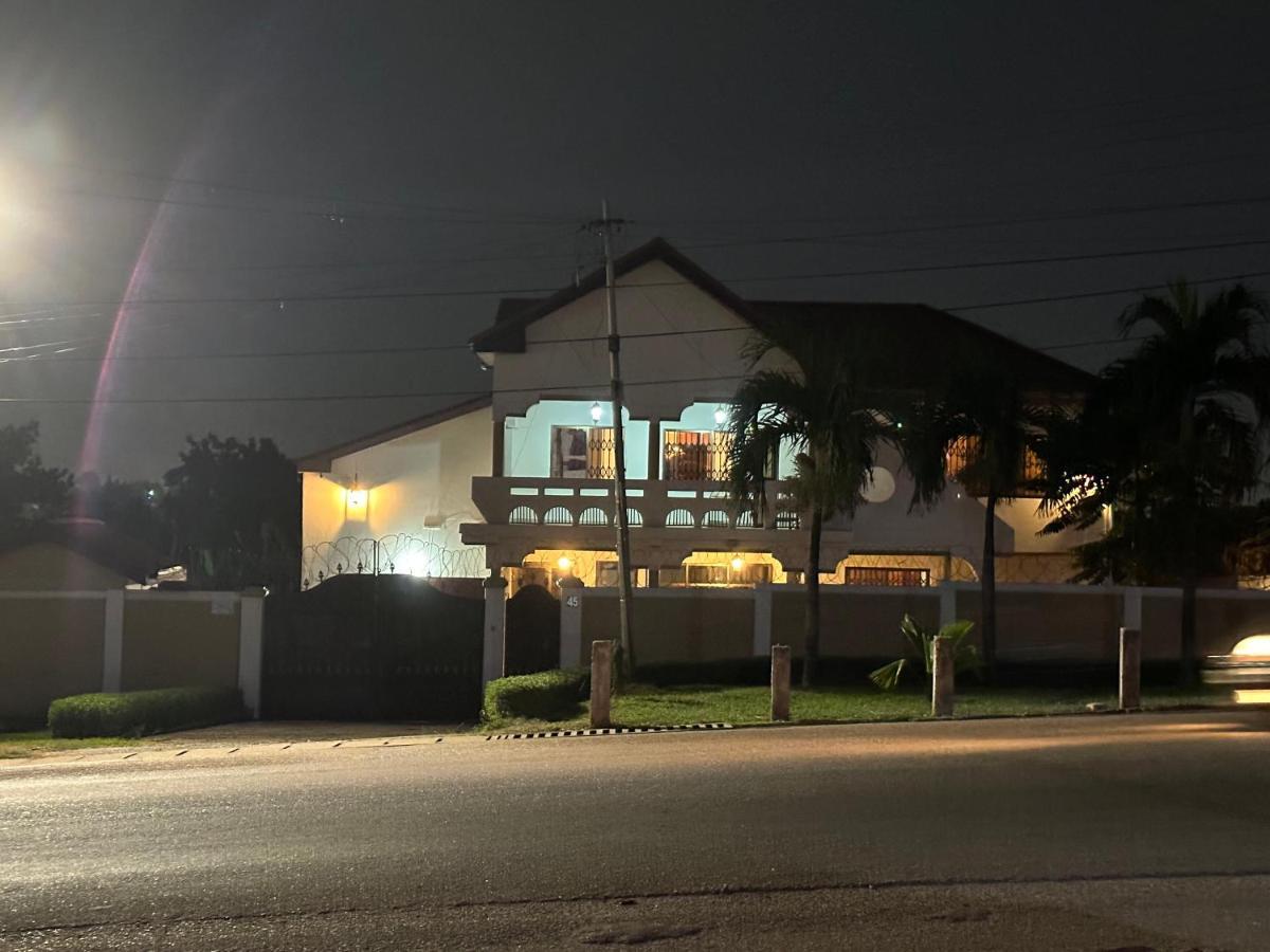 D Barfi Guesthouse, Excellent Location كوماسي المظهر الخارجي الصورة