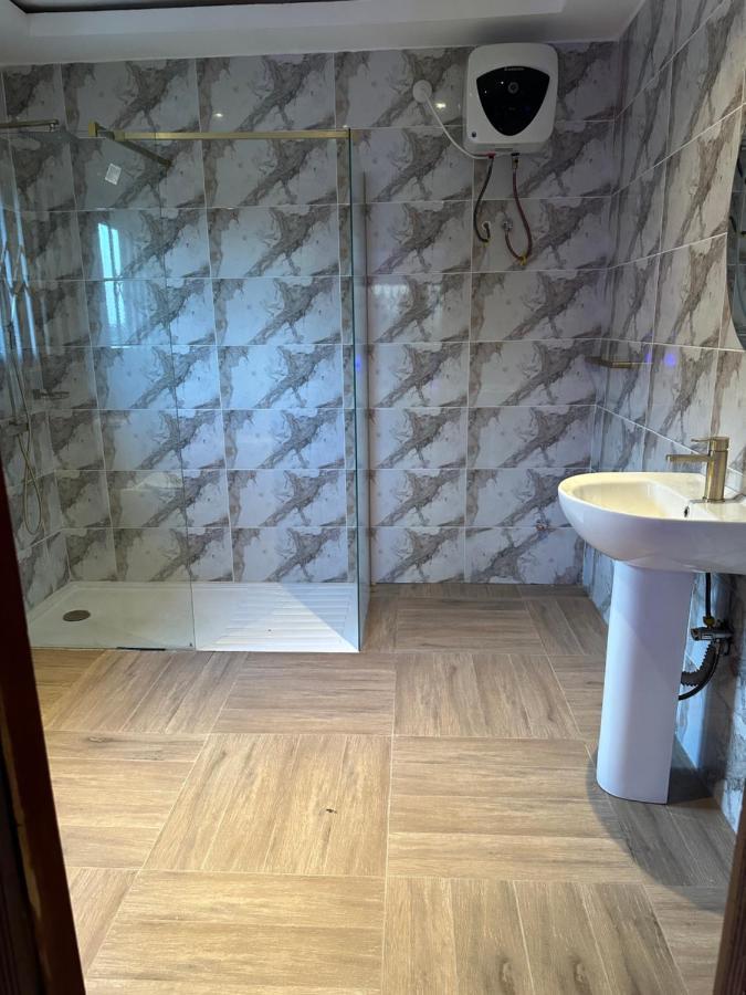 D Barfi Guesthouse, Excellent Location كوماسي المظهر الخارجي الصورة